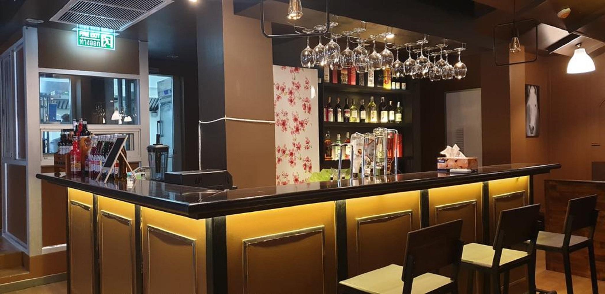 Vinary Hotel Sukhumvit Bangkok Esterno foto