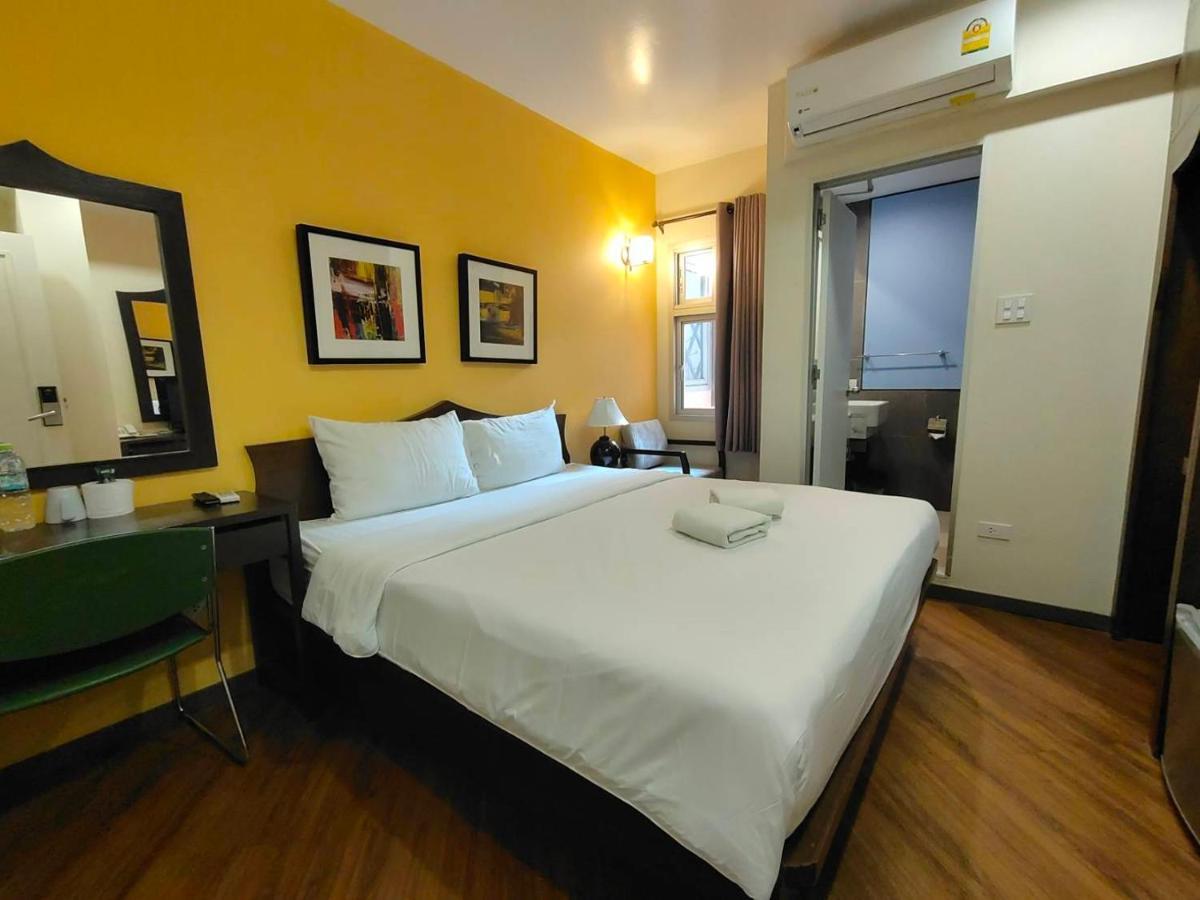 Vinary Hotel Sukhumvit Bangkok Esterno foto