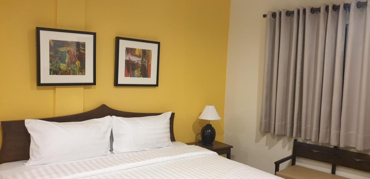 Vinary Hotel Sukhumvit Bangkok Esterno foto